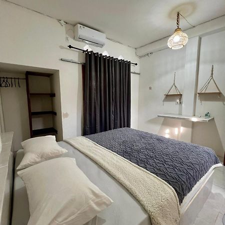 Appartamento Saellahouse Gili Trawangan Esterno foto