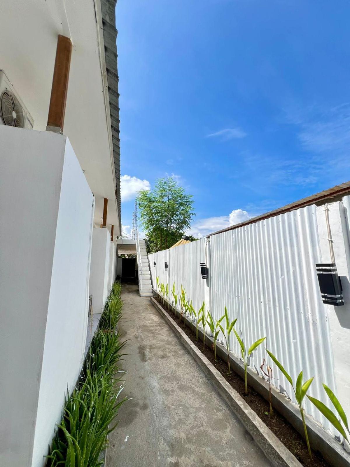Appartamento Saellahouse Gili Trawangan Esterno foto