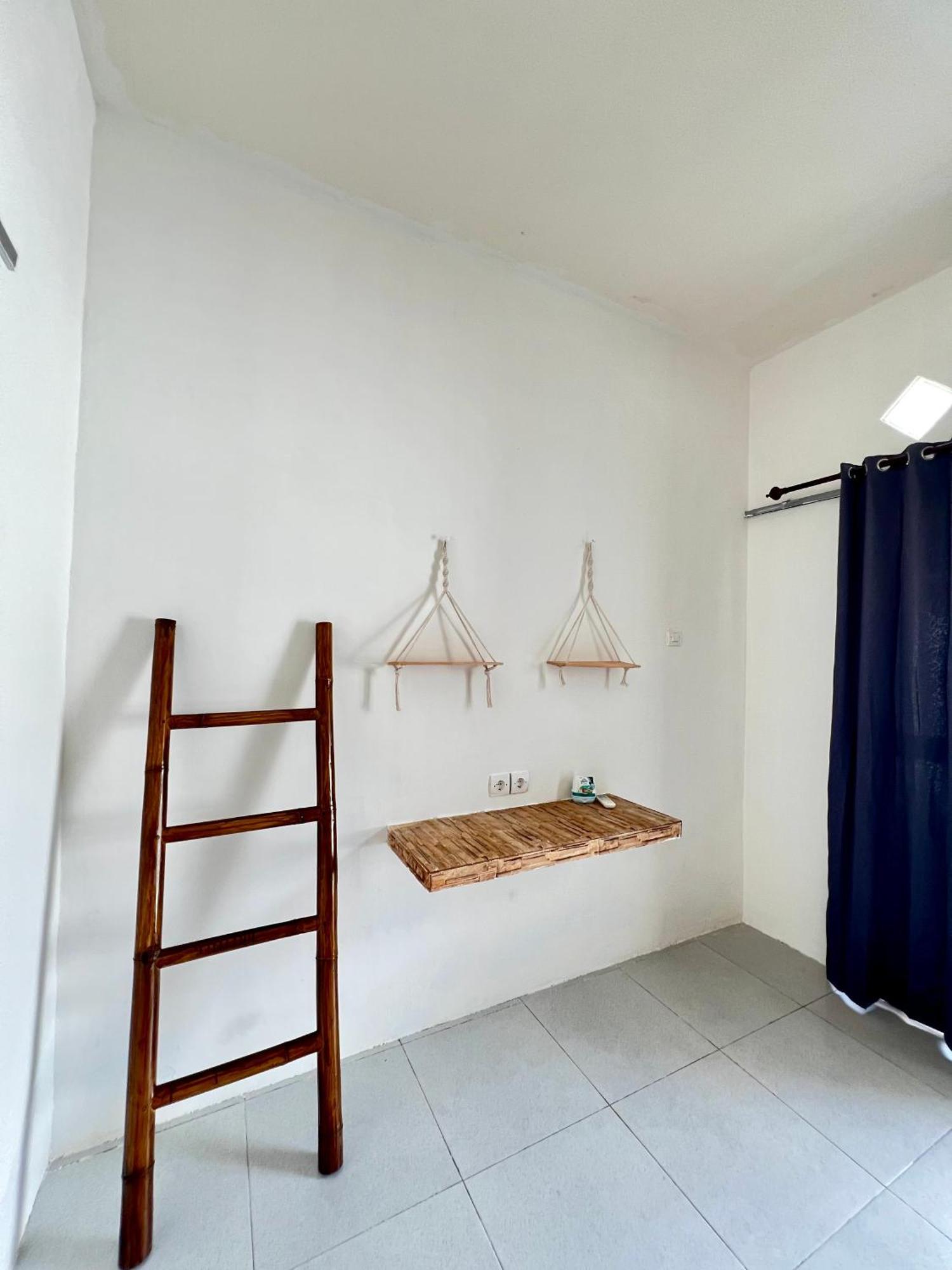 Appartamento Saellahouse Gili Trawangan Esterno foto